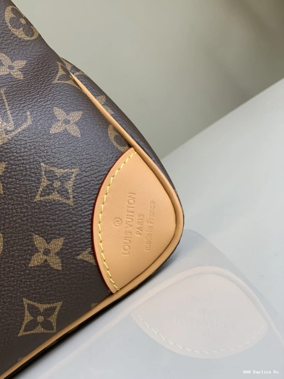 AAA Pruses Bags MM LOUIS ODÉON VUITTON 0808